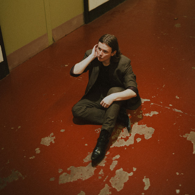 Declan Welsh and the Decadent West