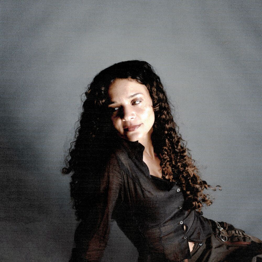 Erika de Casier