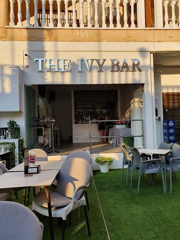 Ivy Bar