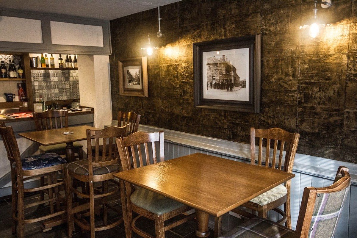 The Boars Head Standish