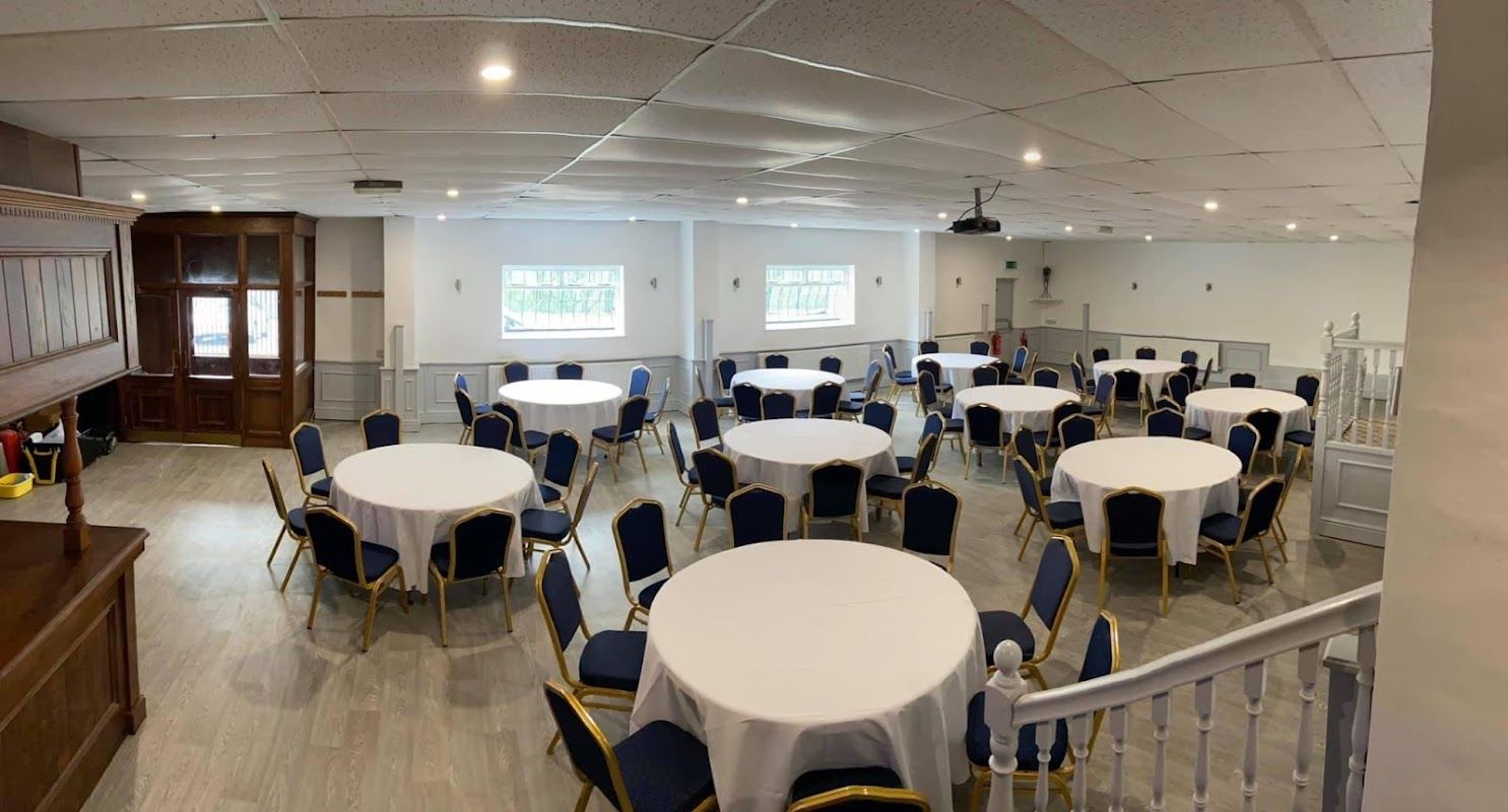 THE SHAWSIDE SPORTS BAR