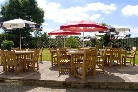 OAK, UPTON SNODSBURY