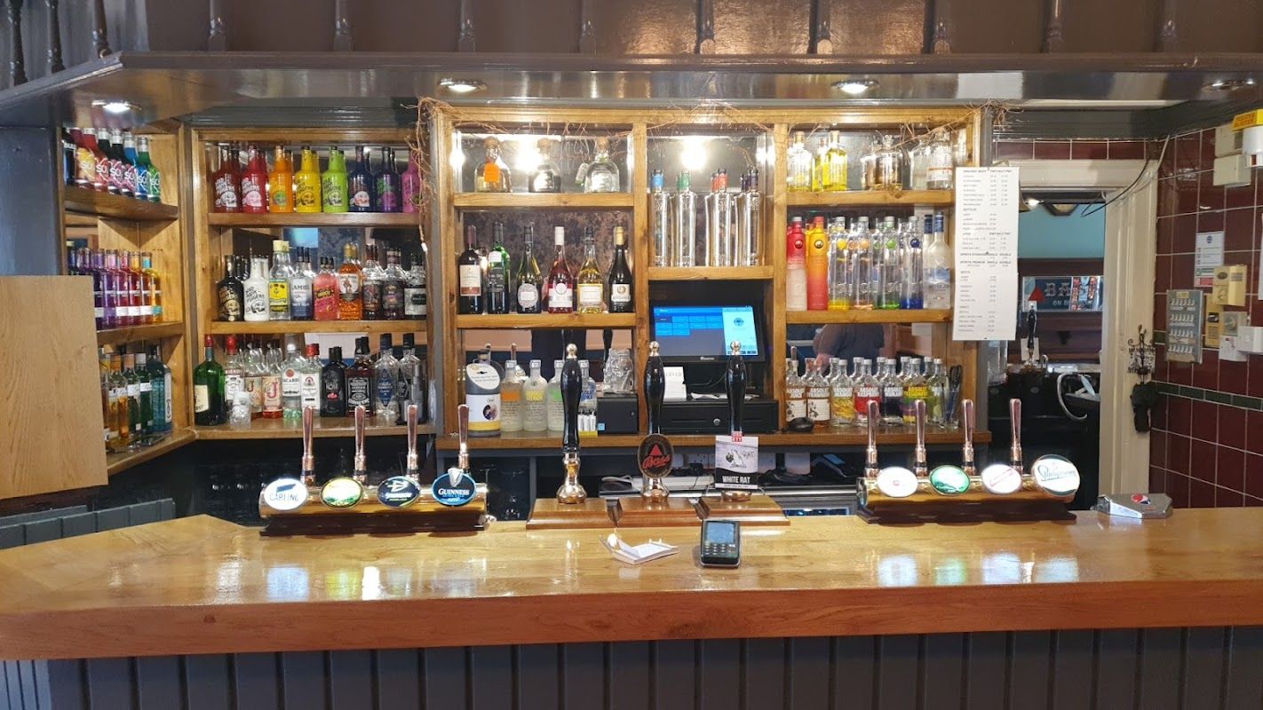 The Red Lion, Hartshill