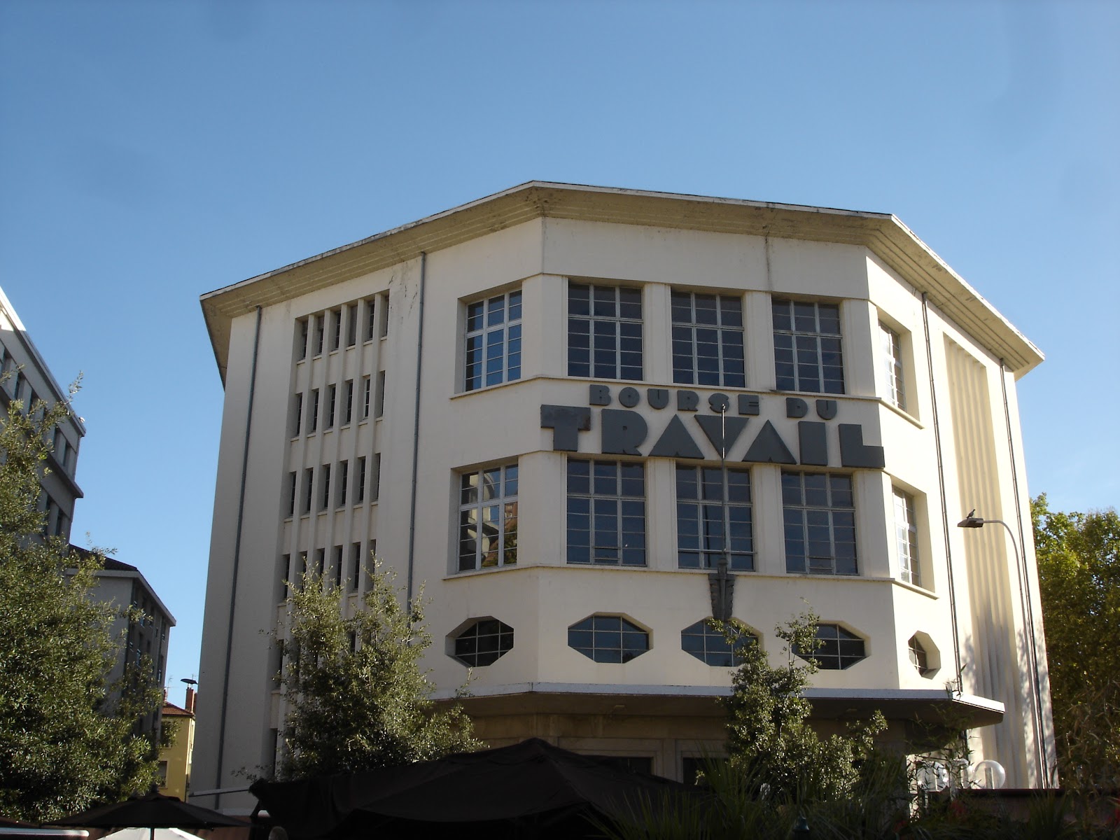 BOURSE DU TRAVAIL