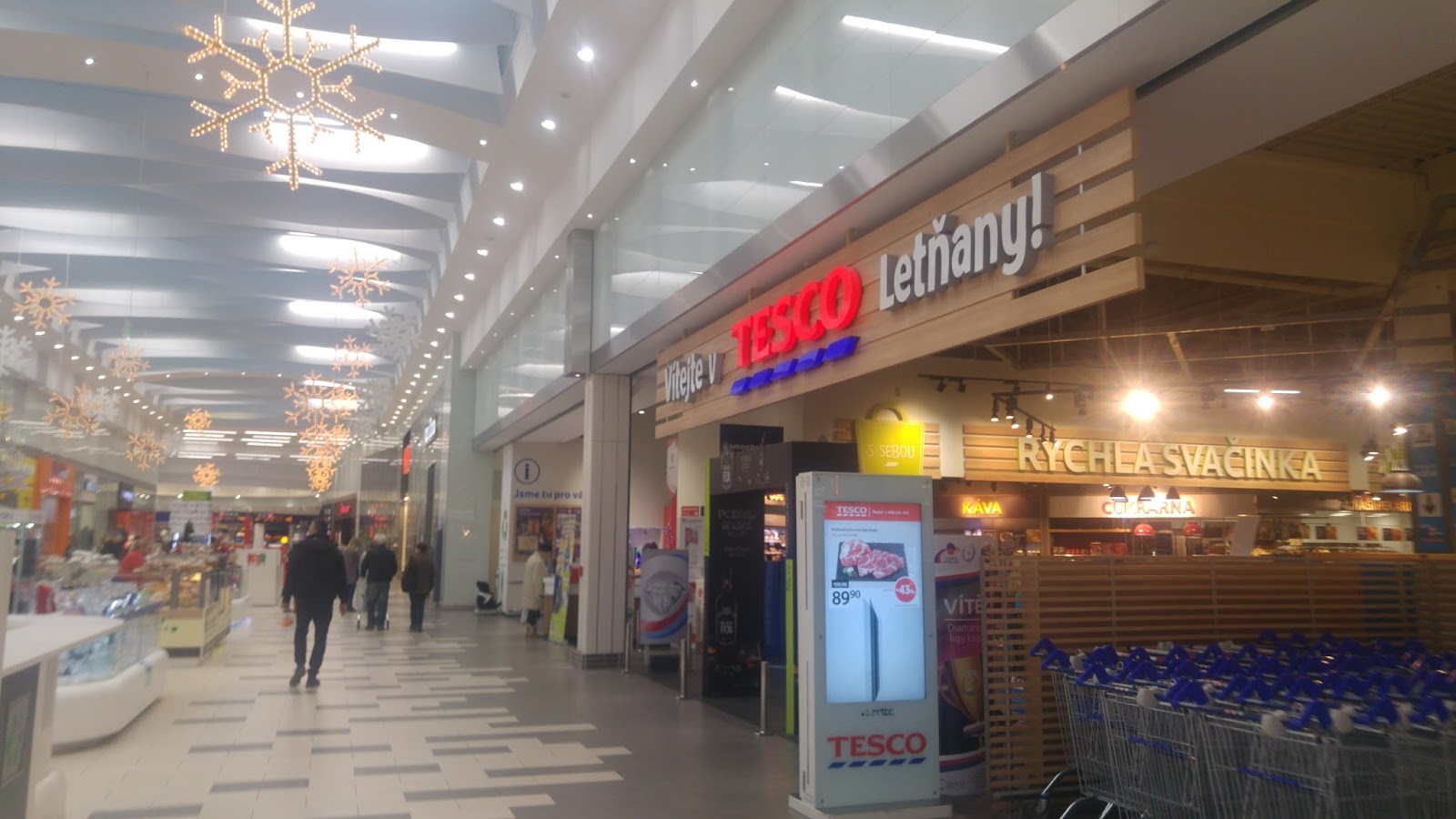 Praha Letňany, OC Letňany