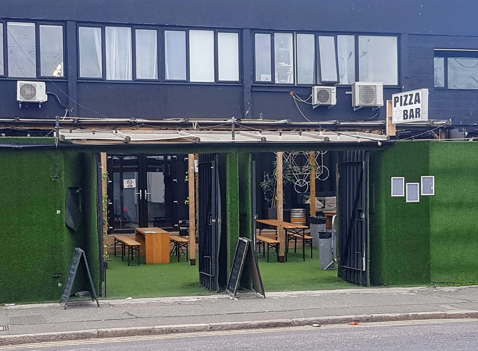 Starlane Pizza Bar